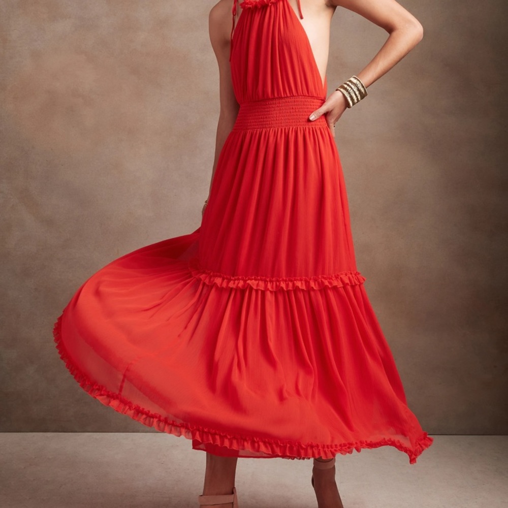 LEAVING PM on 5/8!!! Banana Republic Halter Maxi Dress